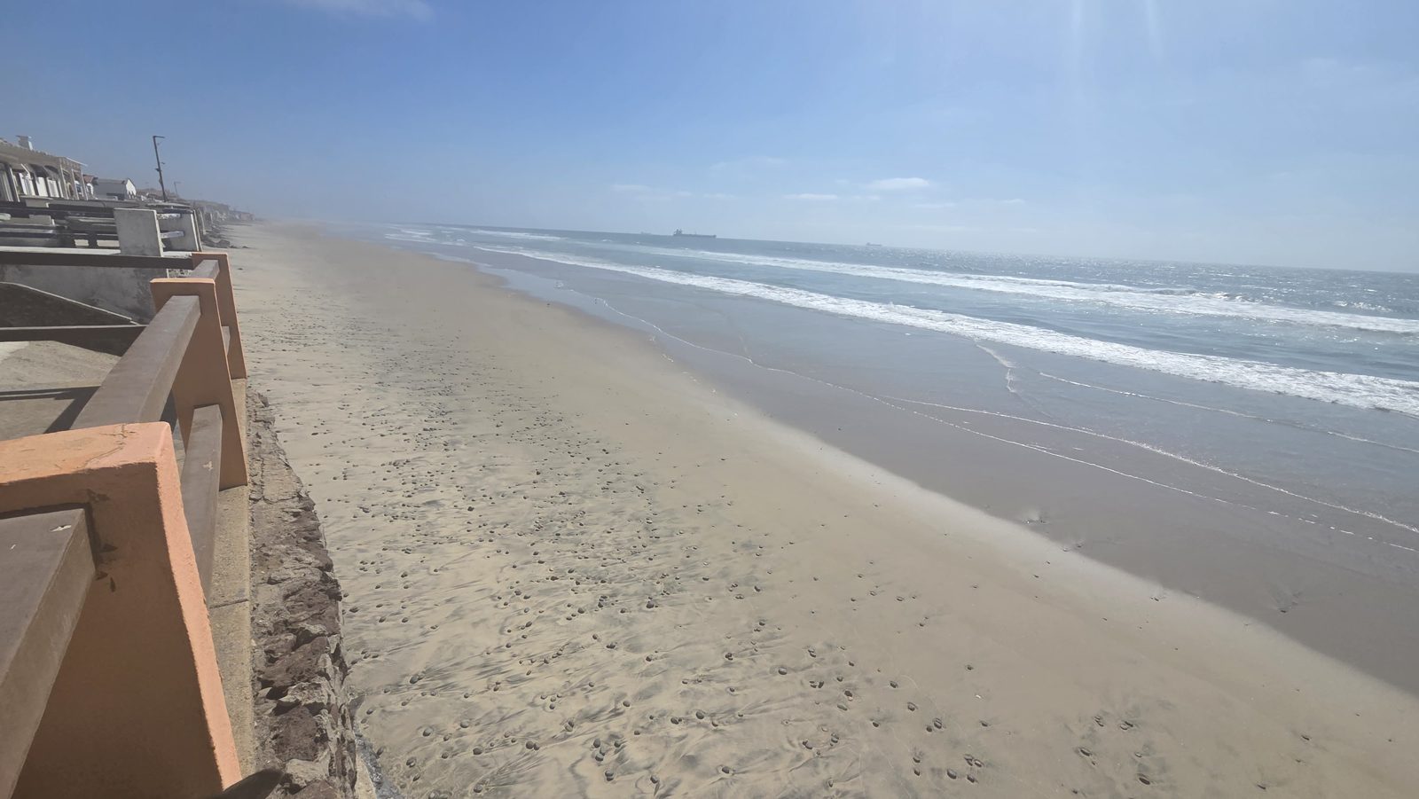 La playa del extremo norte con arena otra vez, 25 de septiembre